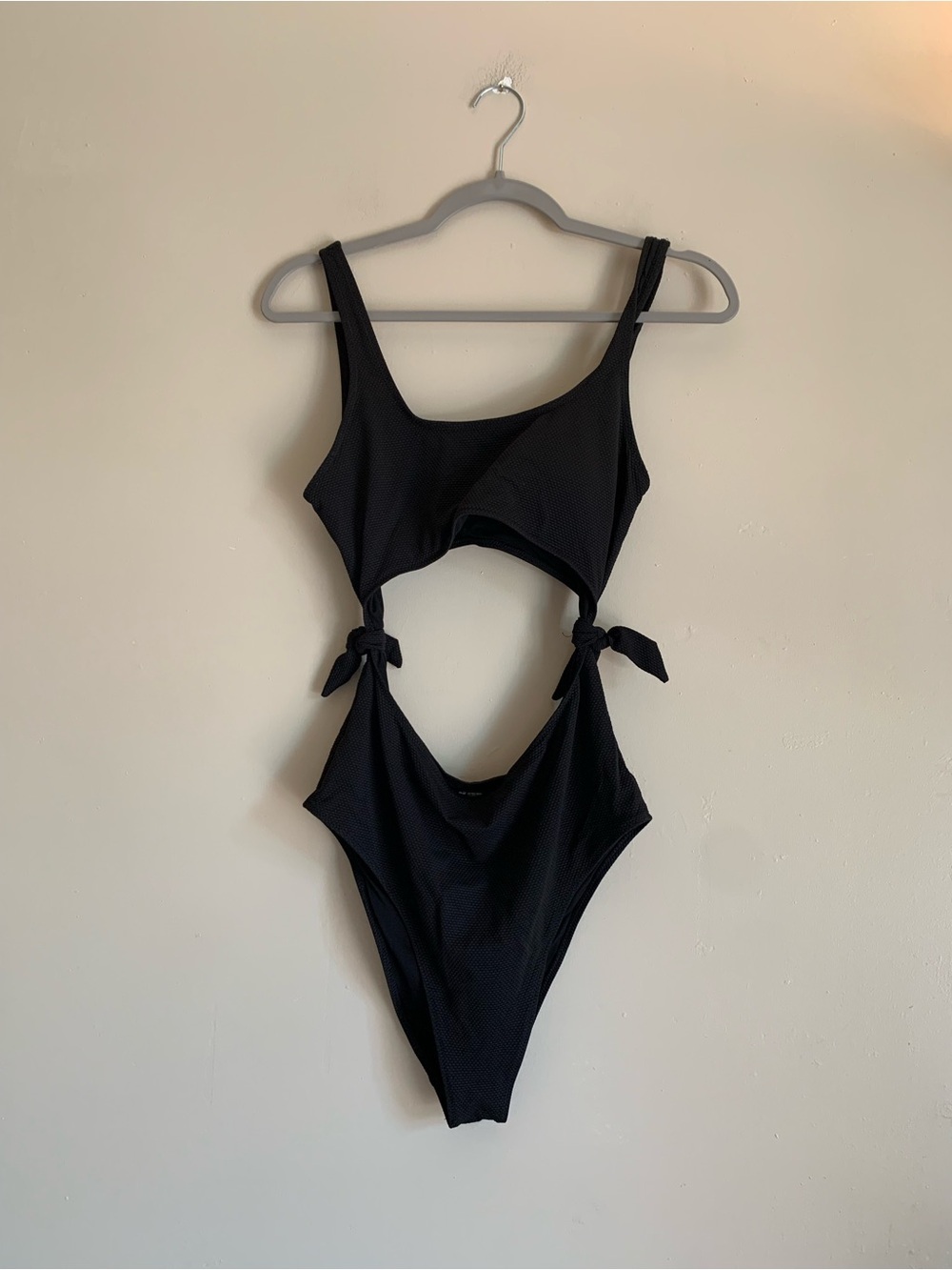 aerie Black Cutout One-Piece Swimsuit Women Size Large Long Swim Summer